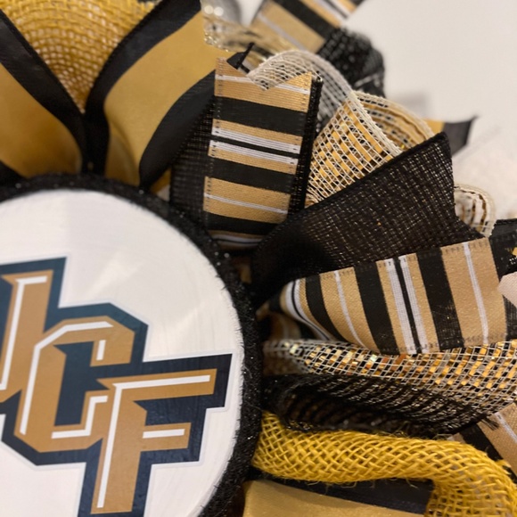 UCF Wreath  18” Very full! College wreath form welcome wreath, family wreath, Un - Picture 6 of 7